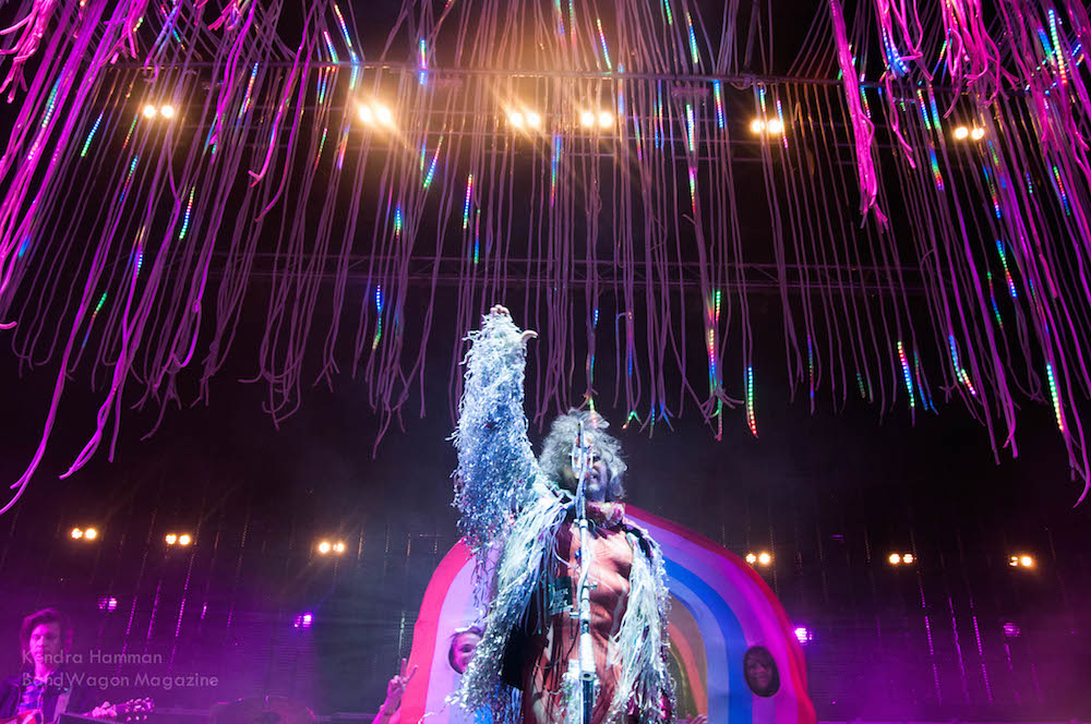 Photo from “The Flaming Lips Get Weird, It’s One Concert To See Before You Die”