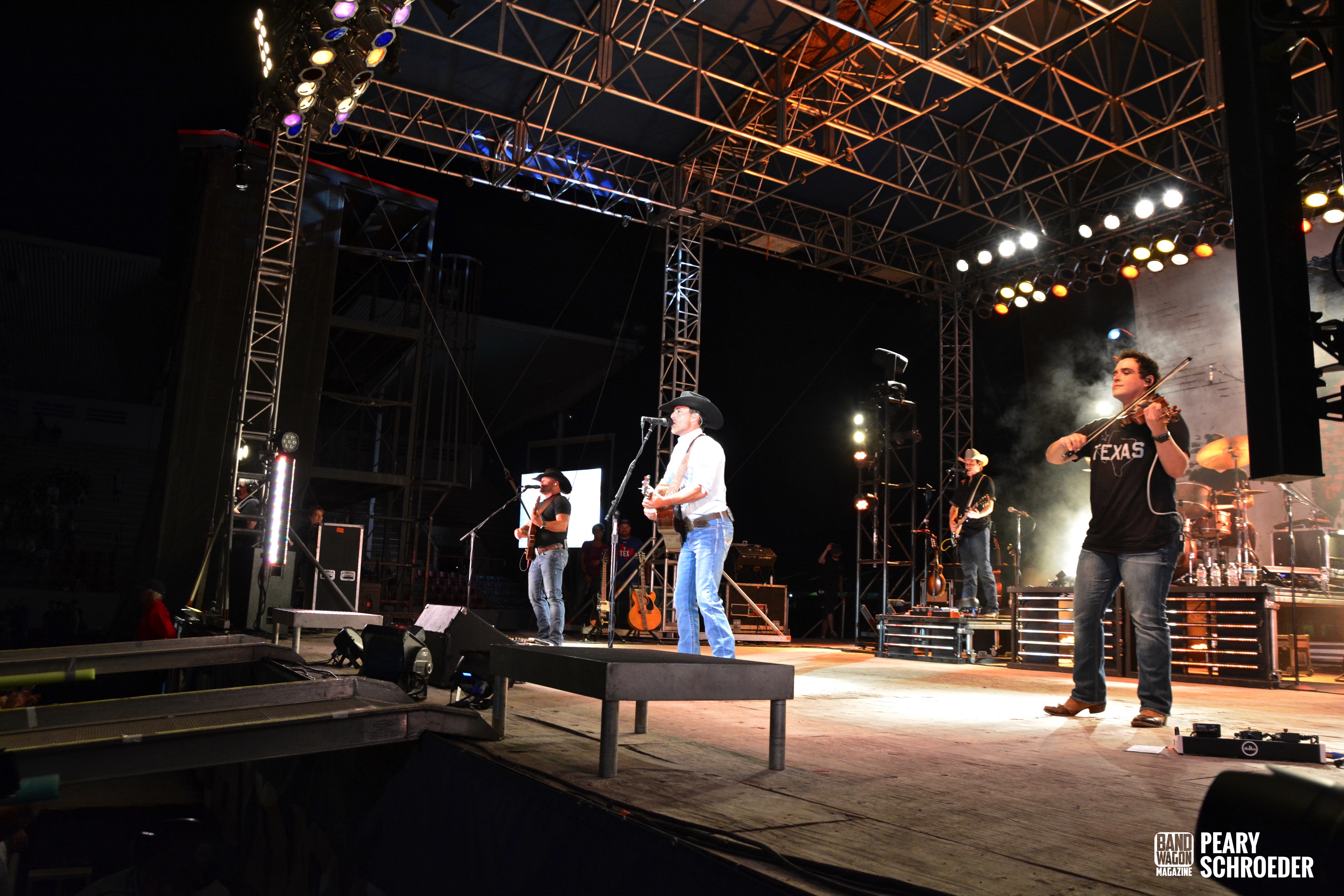 Aaron Watson and Chancy Williams @The Greeley Stampede – Greeley