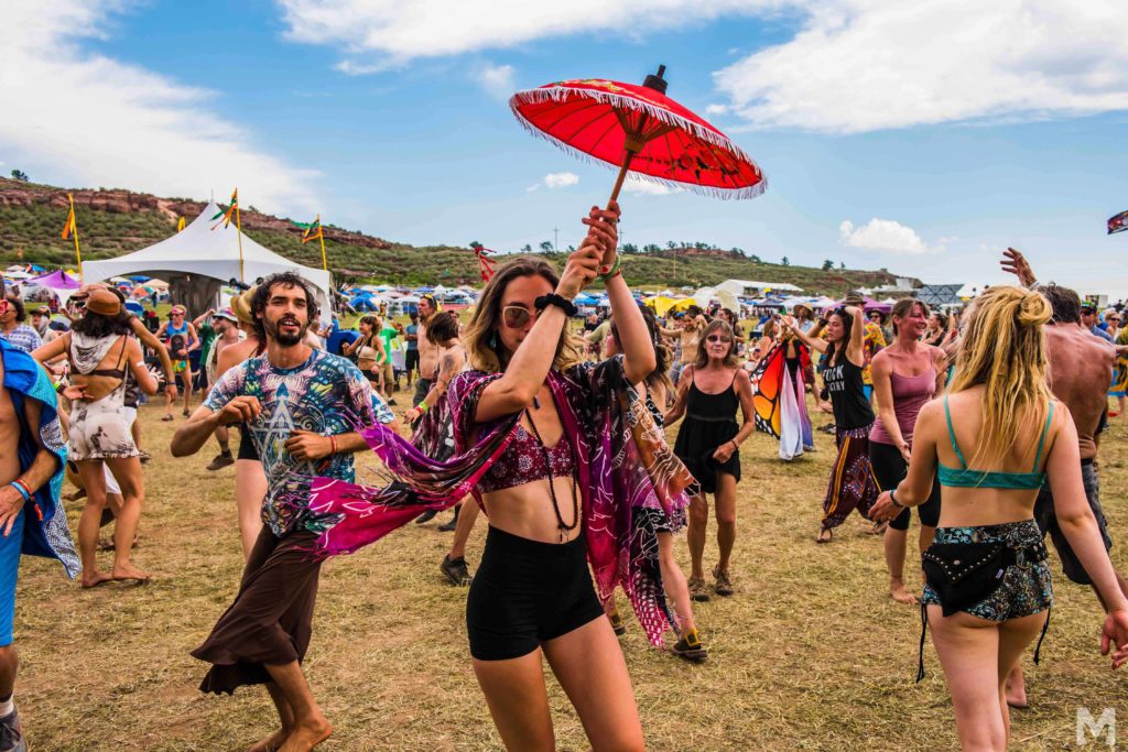 Photo from “It Takes A Village: Arise Festival Leaves No Trace”