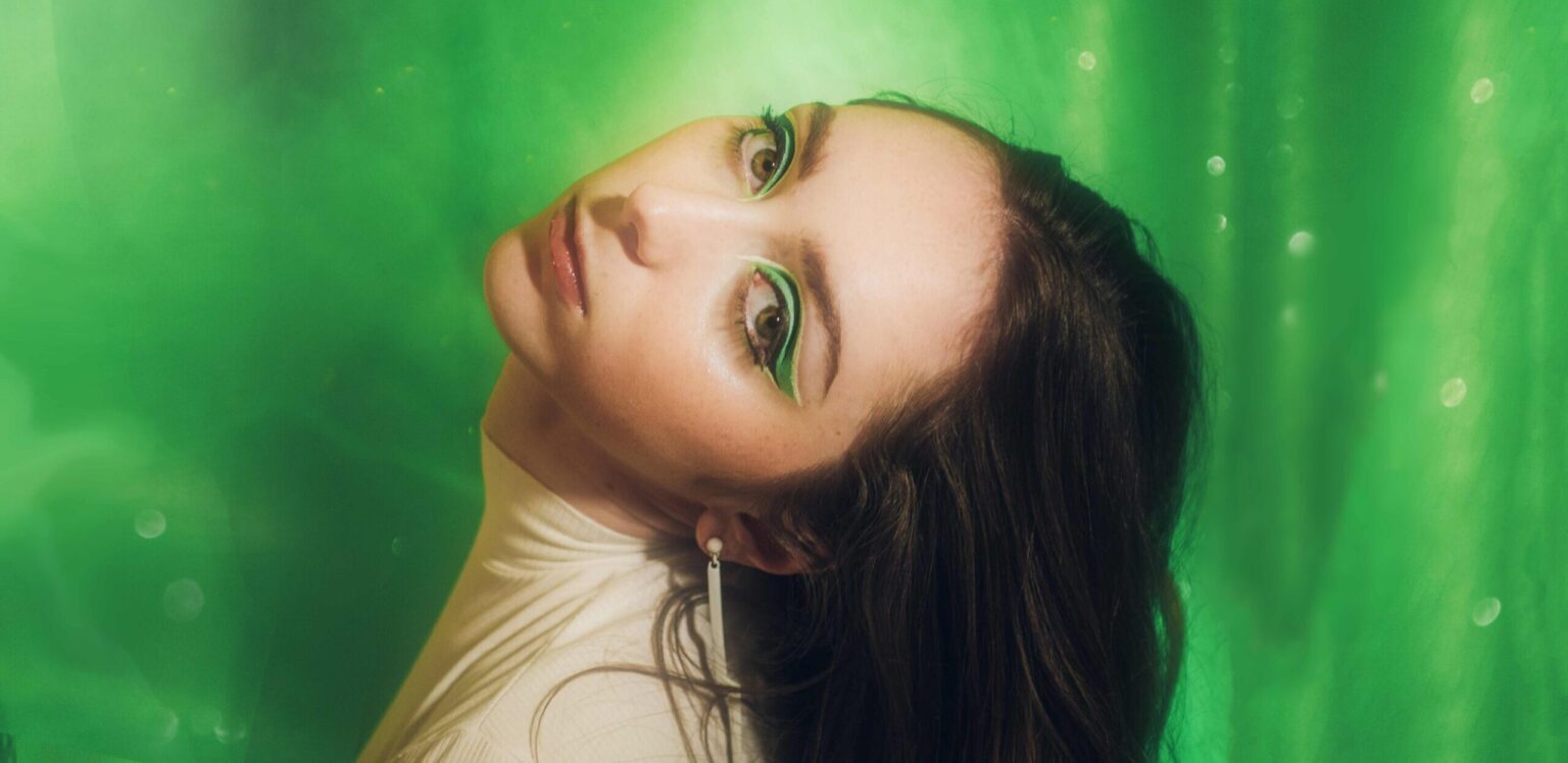 Single Review: Enzi – “Mad Chemistry”
