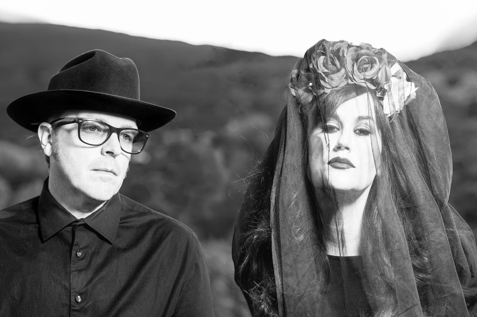 Photo from “Single Review: Plume Varia – Hold On To Me”