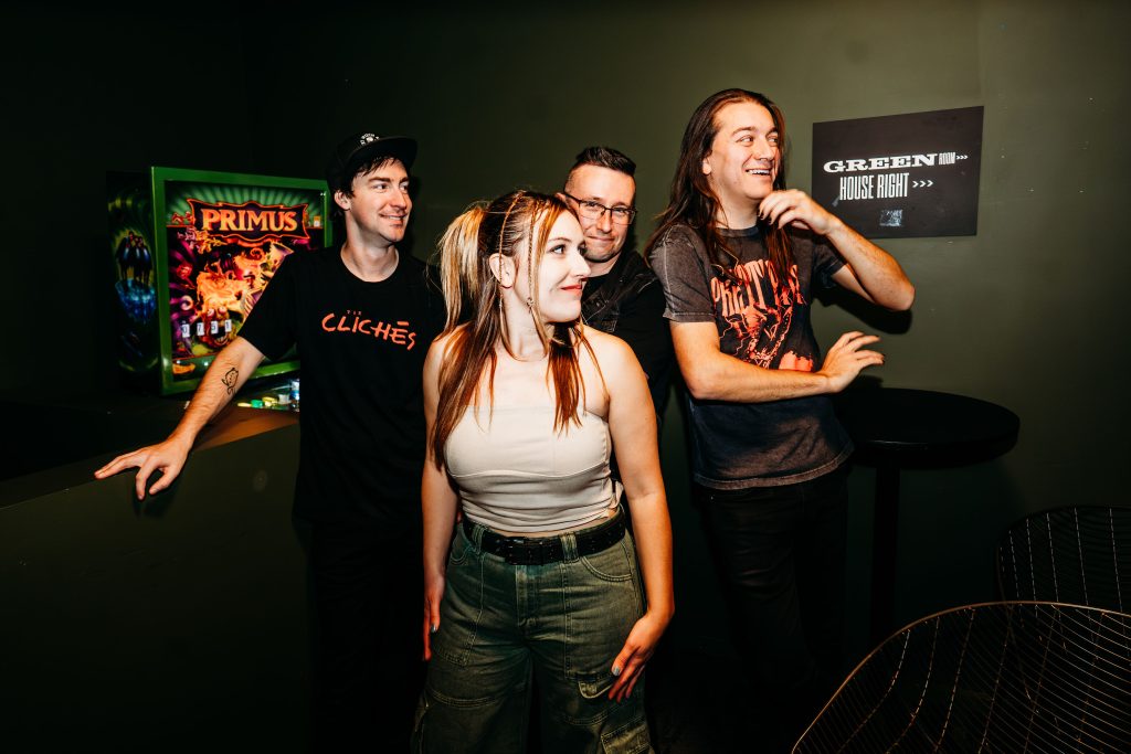 Photo from “Capture This: Headspin Review”
