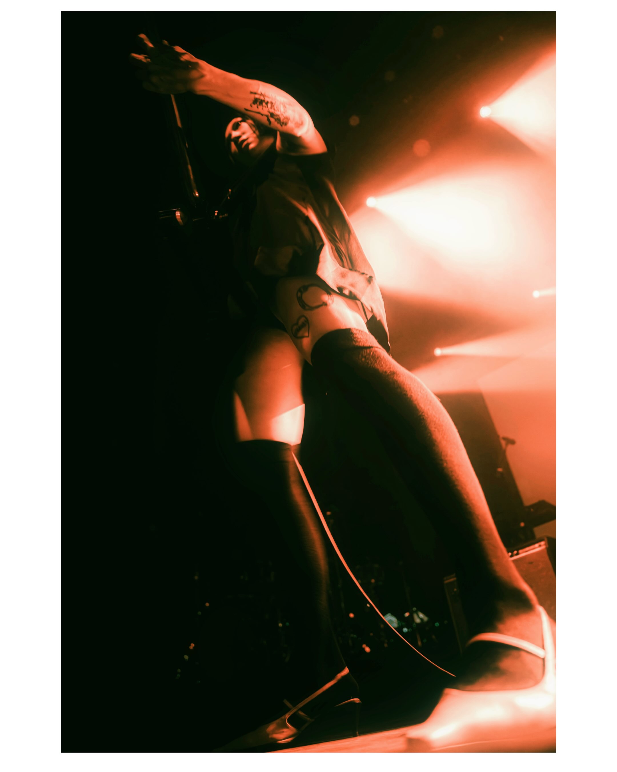 Sasami Ashworth performs on stage (photo 10 of 14)