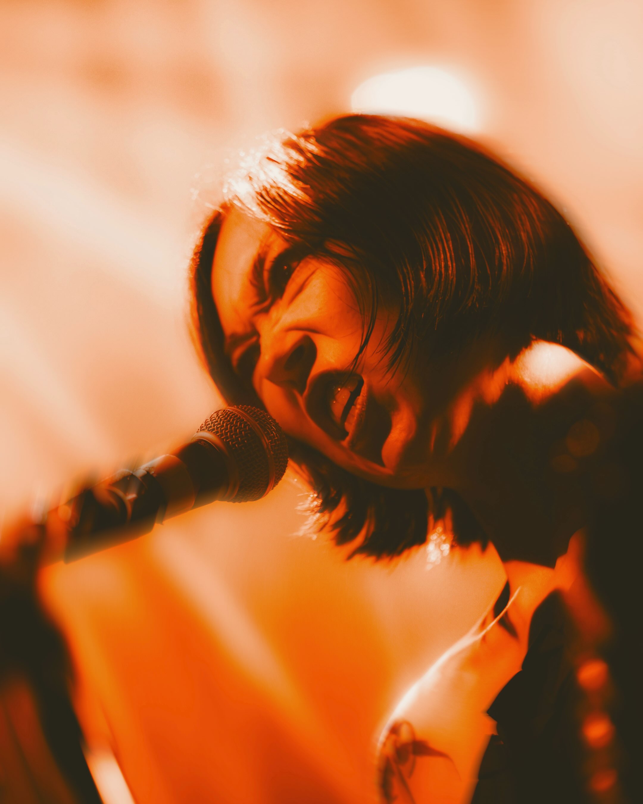 Sasami Ashworth performs on stage (photo 11 of 14)