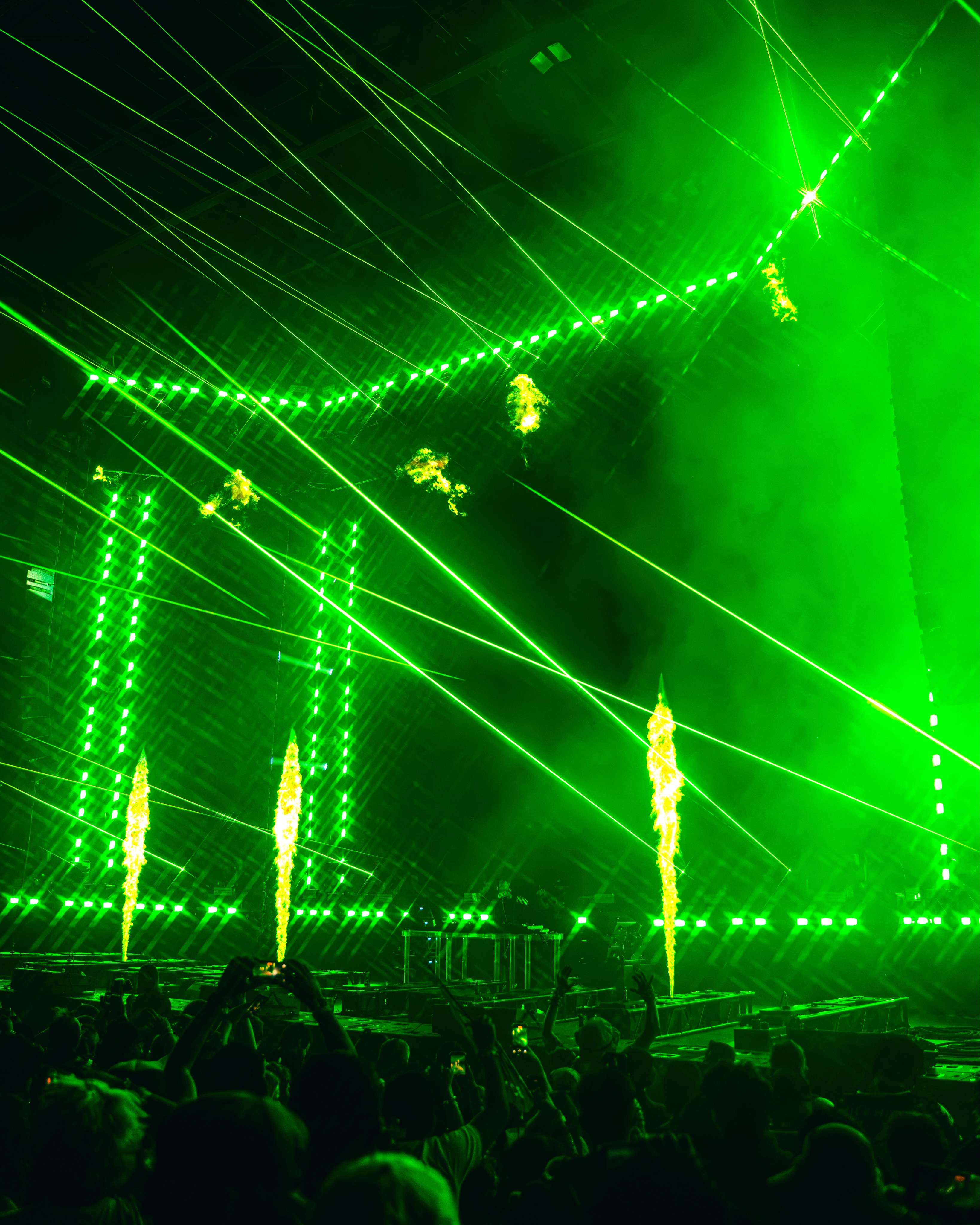 Excision performs on stage (photo 13 of 18)