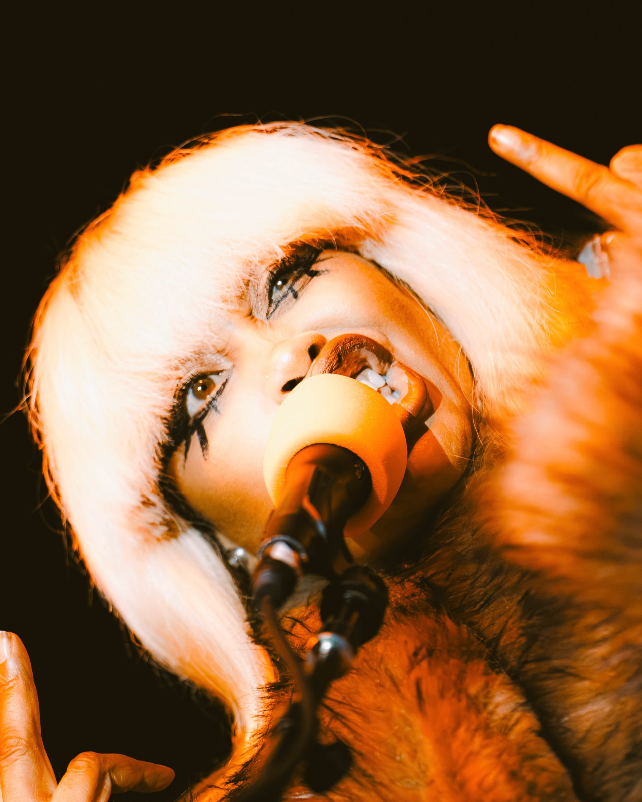 Erykah Badu performs on stage (photo 1 of 20)