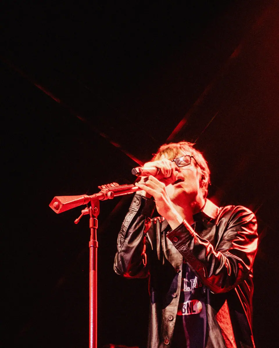 Malcolm Todd performing live in Denver (photo 10 of 20)