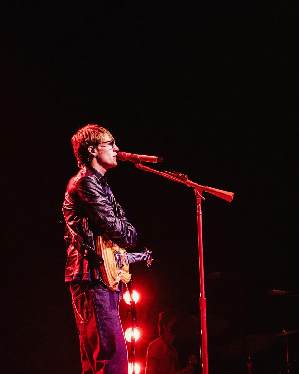 Malcolm Todd performing live in Denver (photo 17 of 20)