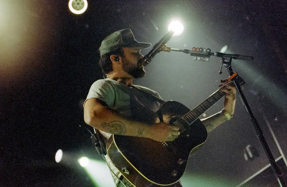 Shakey Graves at the Bellwether in Los Angeles (photo 5 of 12)