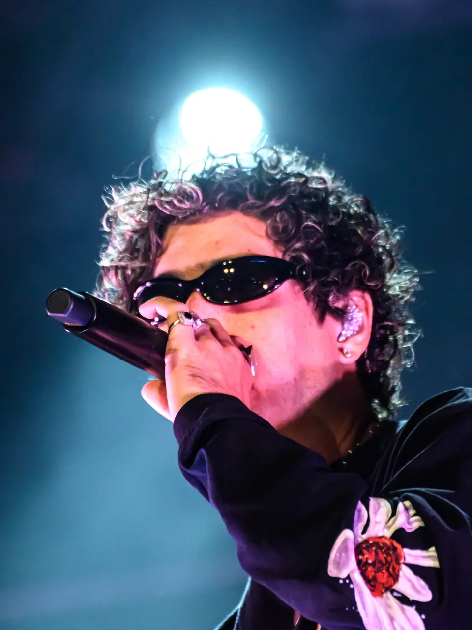 Rawayana performing live, photographed by Elisa (photo 1 of 14)