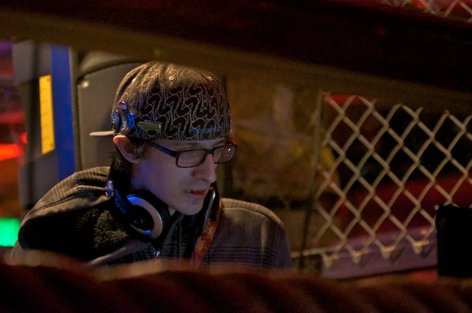 Photo for “Photos: Tron Javolta @ Washington’s, 4/20”