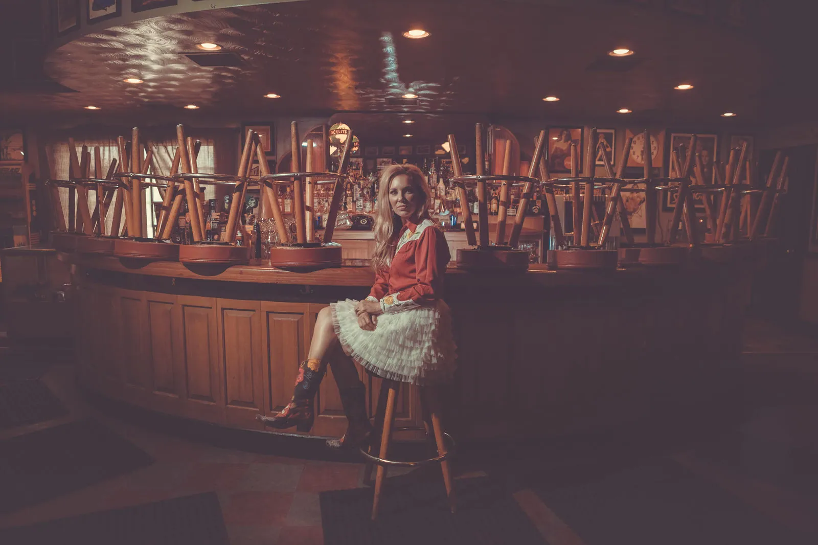 Album Review: Leslie Tom– Self-Titled EP
